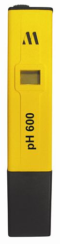 Milwaukee Instruments pH 600 pH Tester w/1 Point Manual Calibration